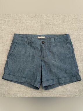 Banana Republic Chambray Shorts 10 Blue Button Flap Pockets Cotton Cuffs Casual